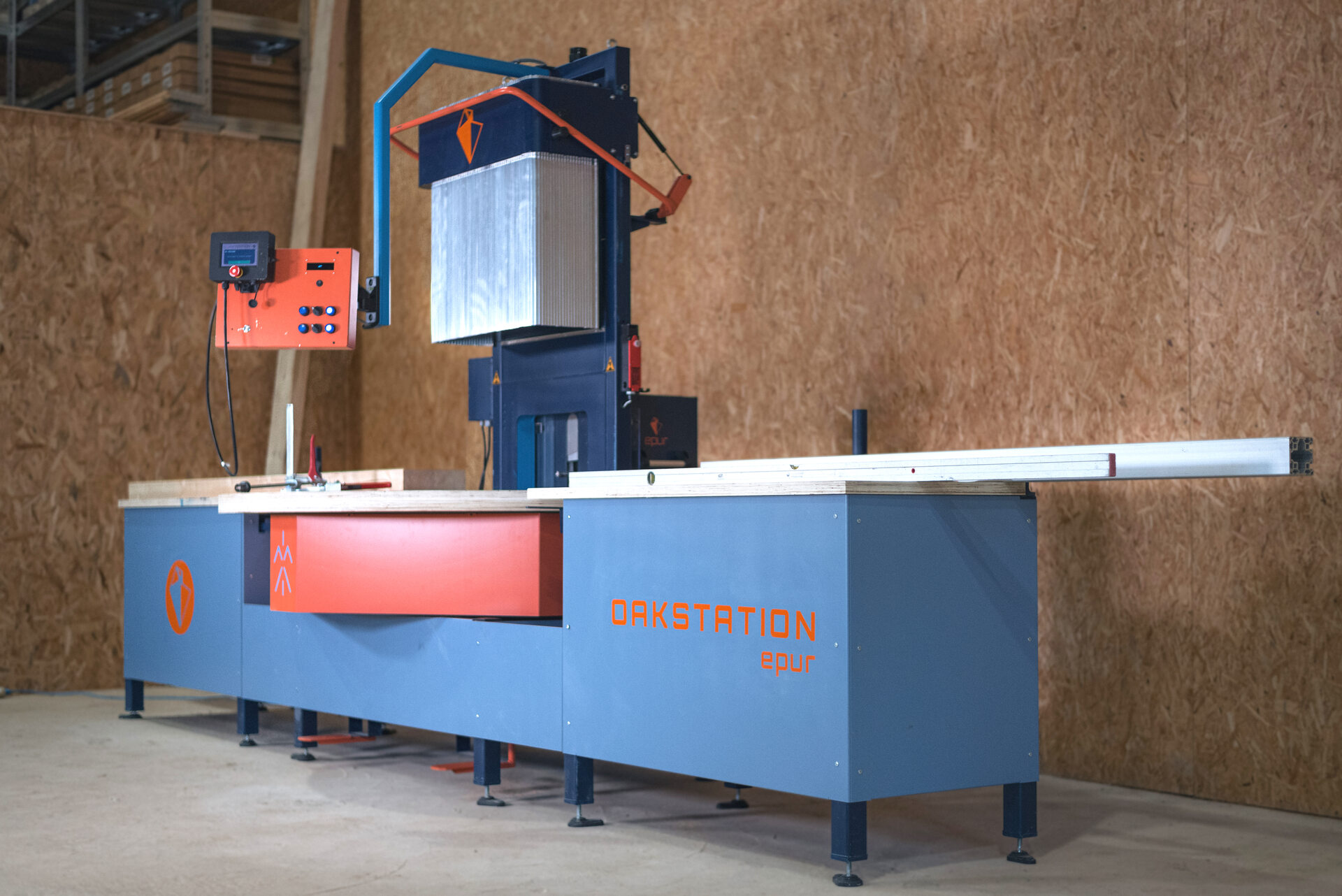 OAKSTATION machine de charpente stationnaire